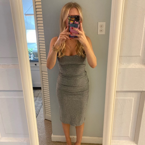 Forever 21 Dresses & Skirts - Metallic Silver Bodycon Dress